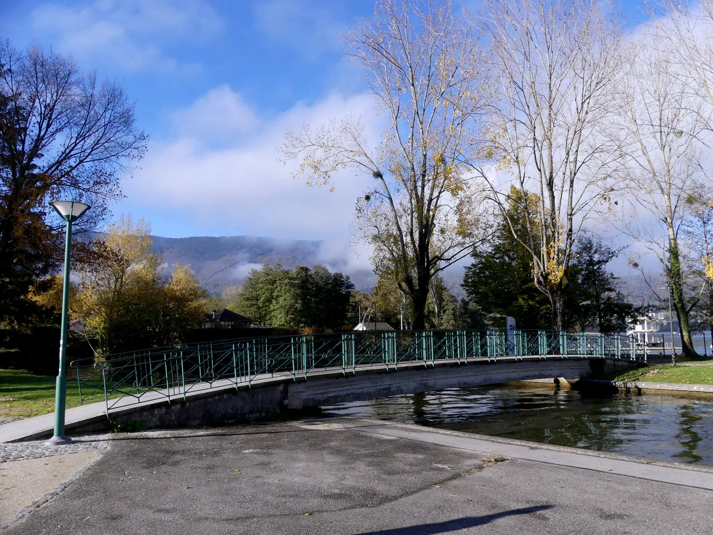 Saint-Jorioz (Lake Annecy) image 2